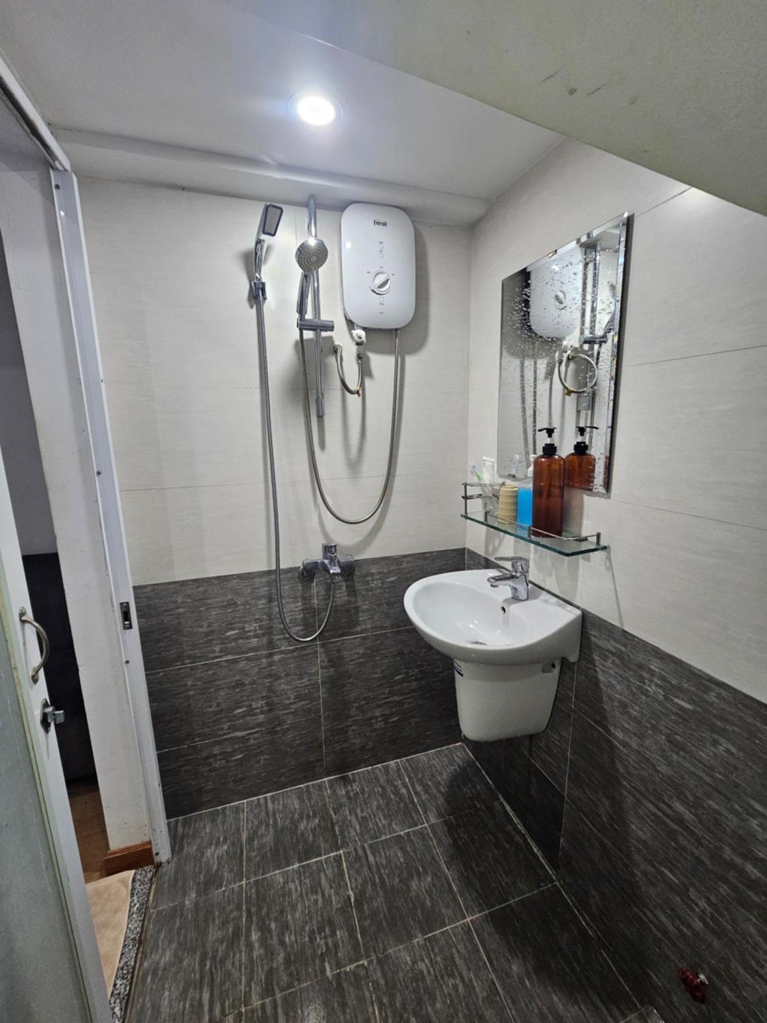 Khoang Lang Atp Hotel Da Lat Room photo